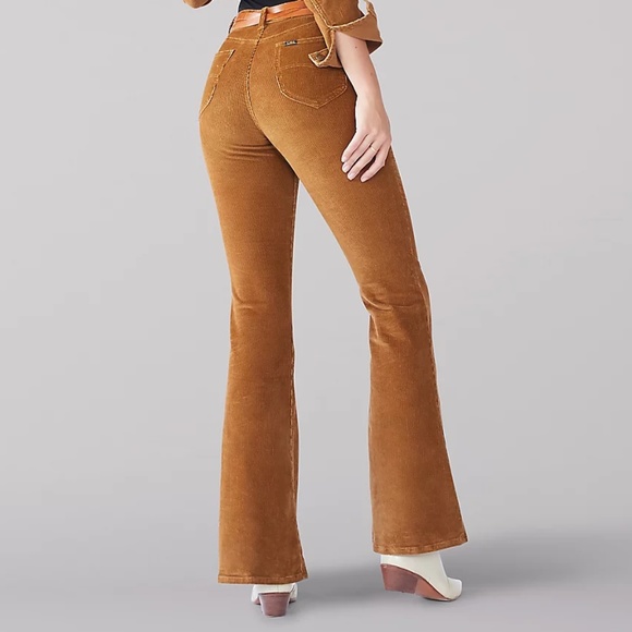 *SOLD* Lee High Rise Cord Flare Jeans - Picture 2 of 8